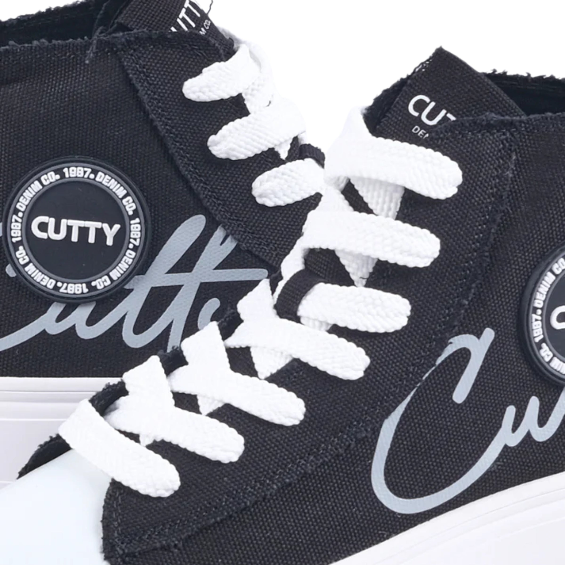 Cutty Sneaker Canvas High Top Black-White